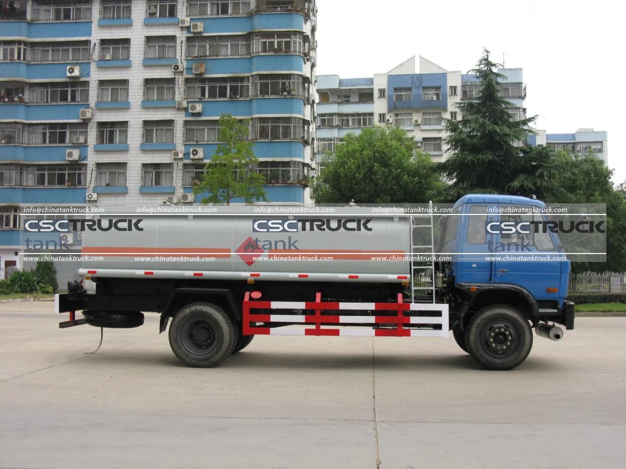 10 CBM Oil Refueling Tank Truck (4) 10 CBM Oil Refueling Tank Truck (4)