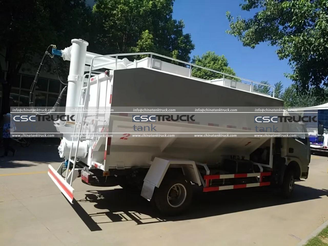 12 CBM Mobile Bulk Feed Delivey Truck (6)