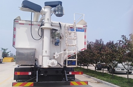 12 Wheelers 15 Ton Payload Pneumatic Tank Truck (6)