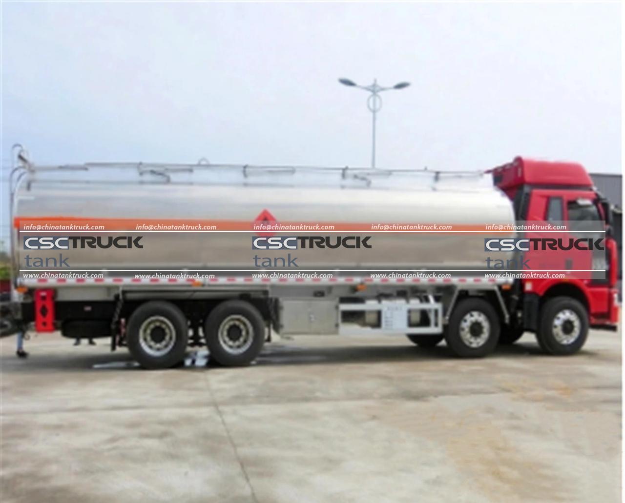 12 Wheelers 28000 Liters Fuel Tank Truck (3) 12 Wheelers 28000 Liters Fuel Tank Truck (3)