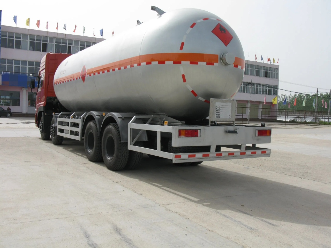 12 Wheelers 35 CBM Propane Delivery Truck (5)