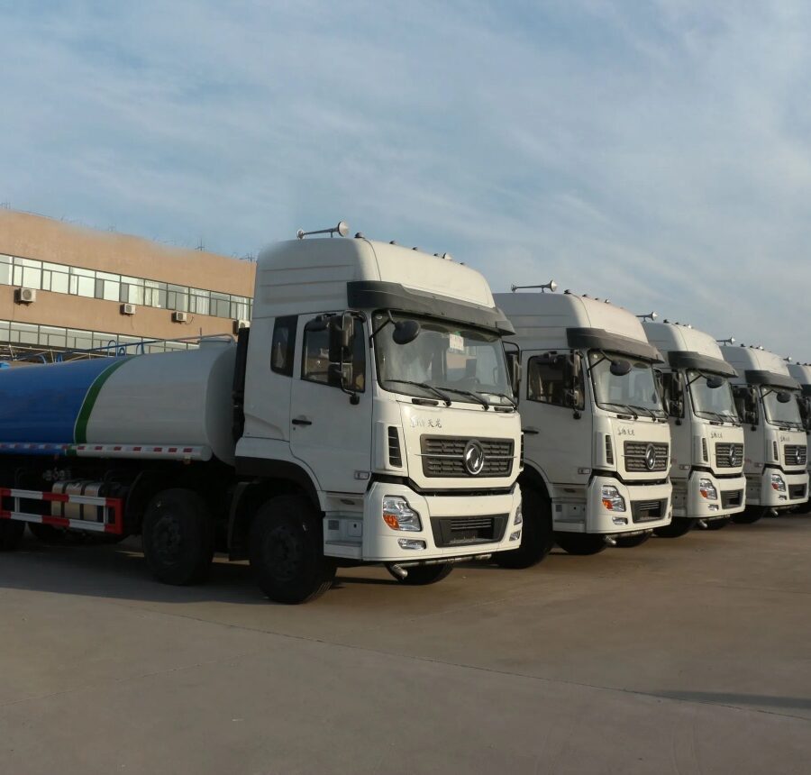 30000 Liters Heavy Duty Water Truck (2)