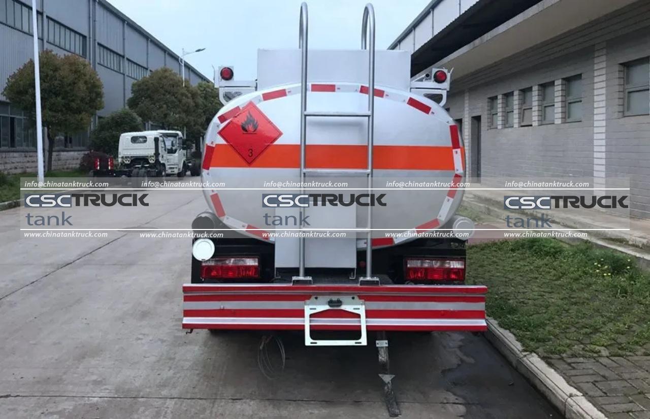 4 CBM 6 Wheelers Small Fuel Tank Truck (6) 4 CBM 6 Wheelers Small Fuel Tank Truck (6)