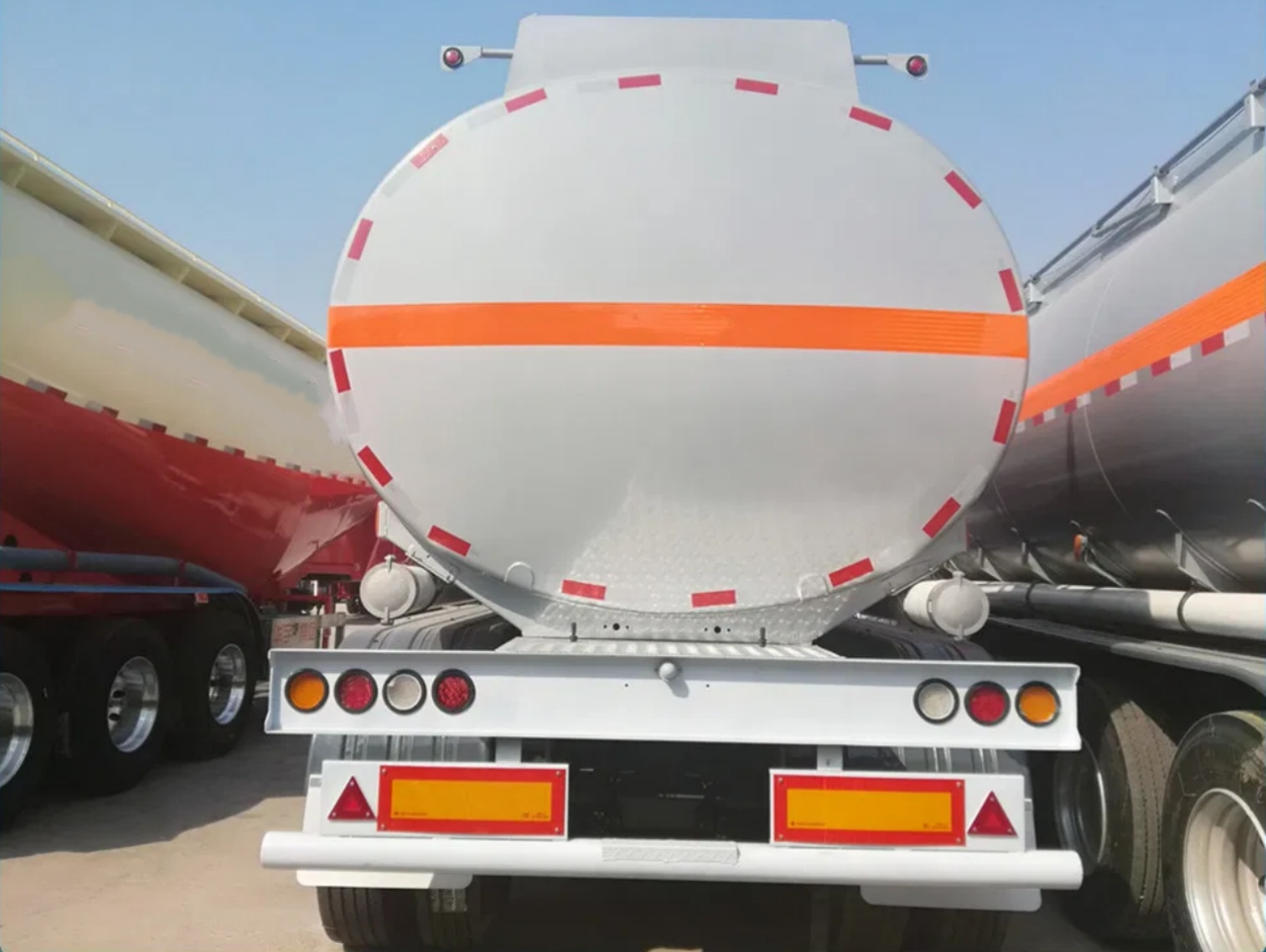 40 CBM Water Tank Semi Trailer (6)