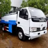 4000 Liters Oil Refueling Tanker Truck (2)