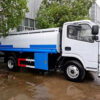 4000 Liters Oil Refueling Tanker Truck (3)