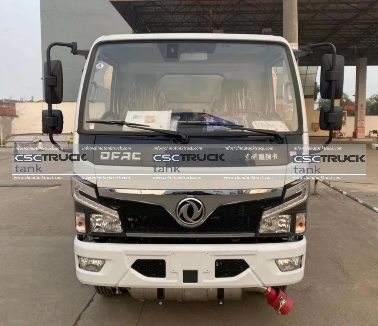 4000 Liters Small Aircraft Refueling Truck (3)