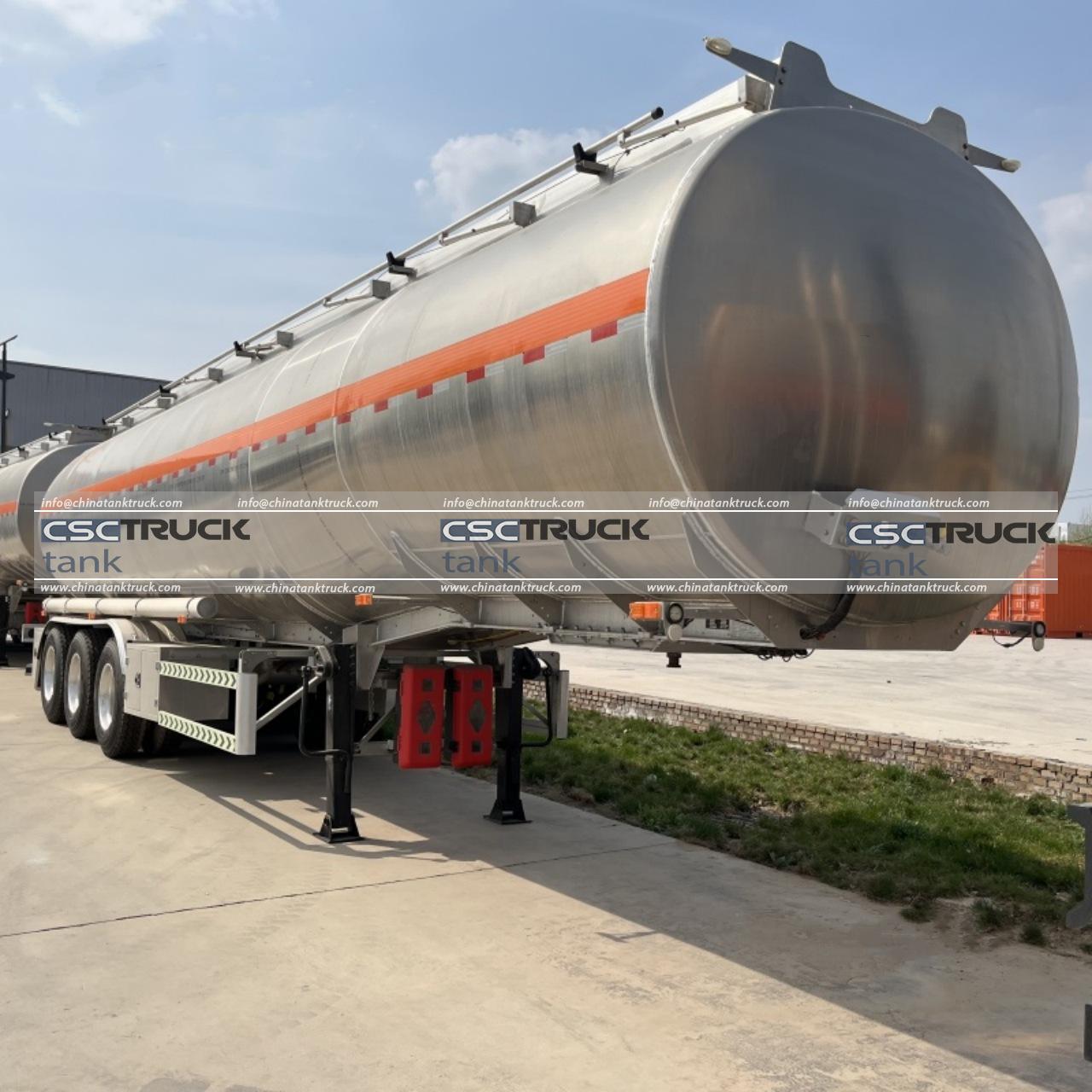 45000 Liters Fuel Tanker Semi-Trailer (2) 45000 Liters Fuel Tanker Semi-Trailer (2)
