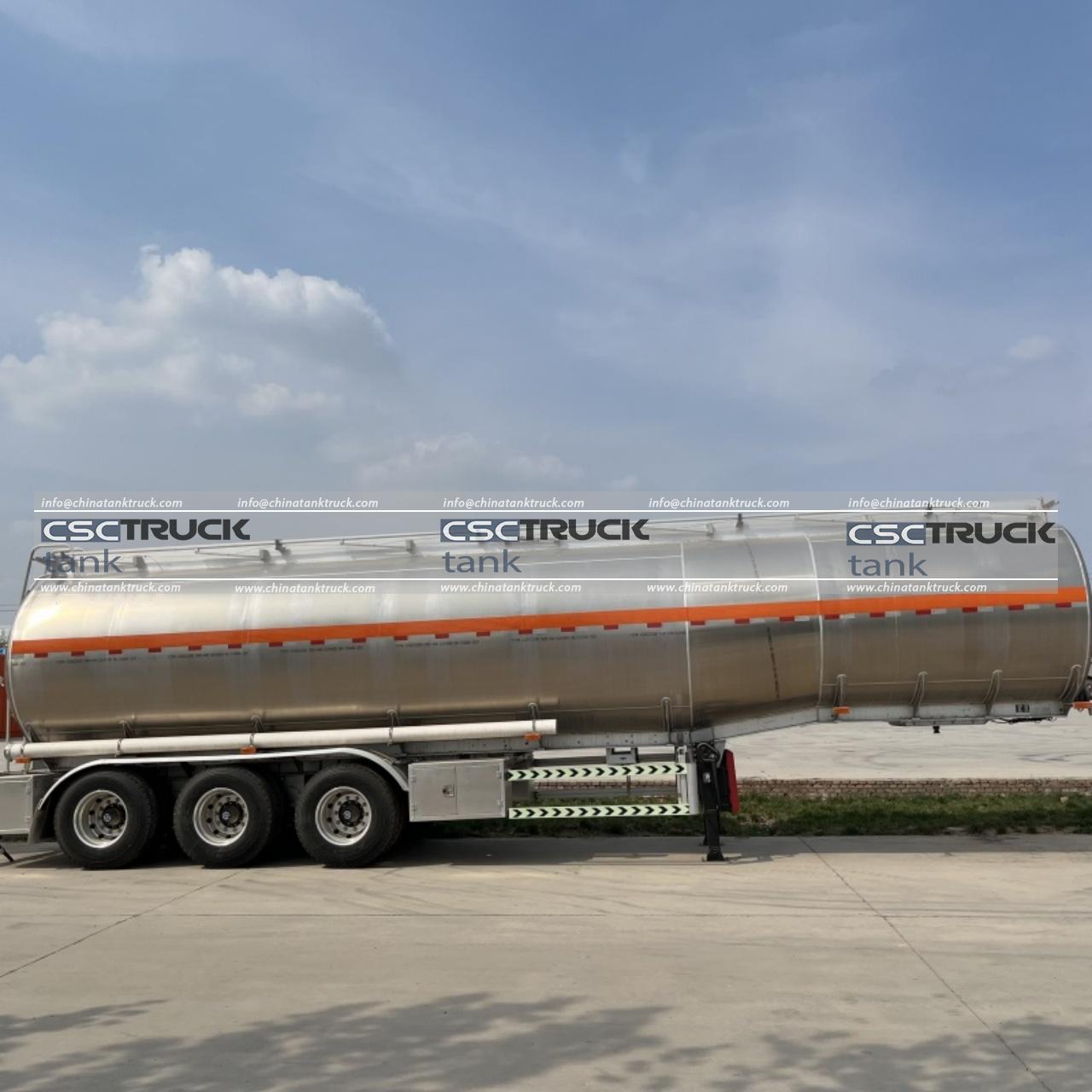 45000 Liters Fuel Tanker Semi-Trailer (6) 45000 Liters Fuel Tanker Semi-Trailer (6)