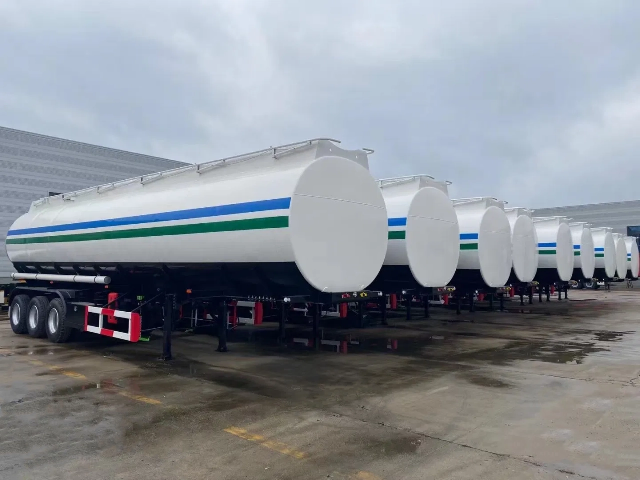 50 CBM Water Tank Semi Trailer (2)