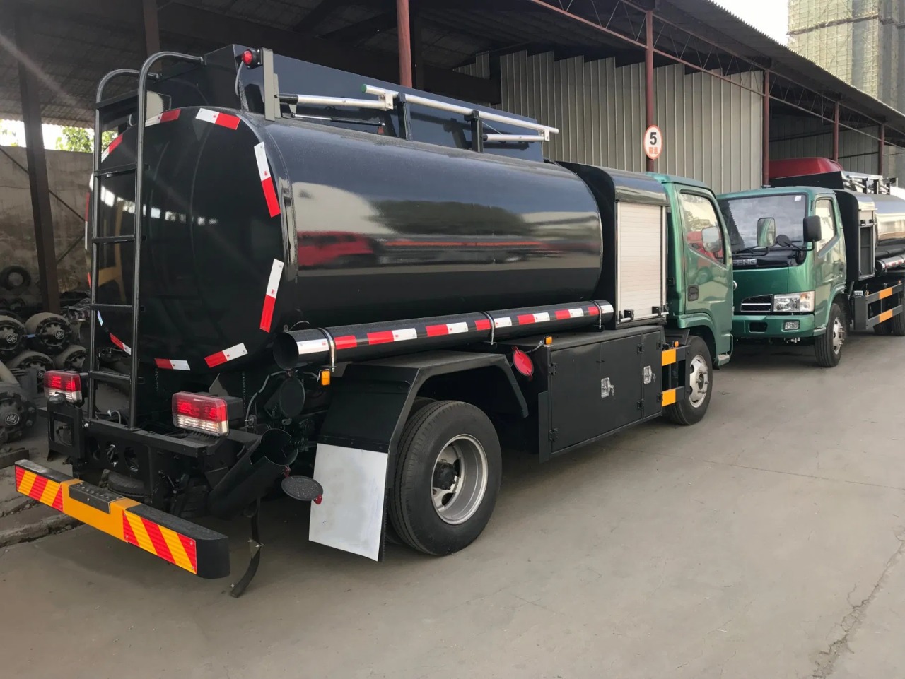 5000 Liters Mobile Diesel Fuel Bowser (4)