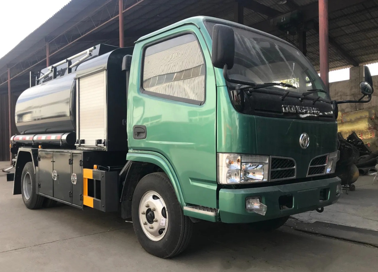 5000 Liters Mobile Diesel Fuel Bowser