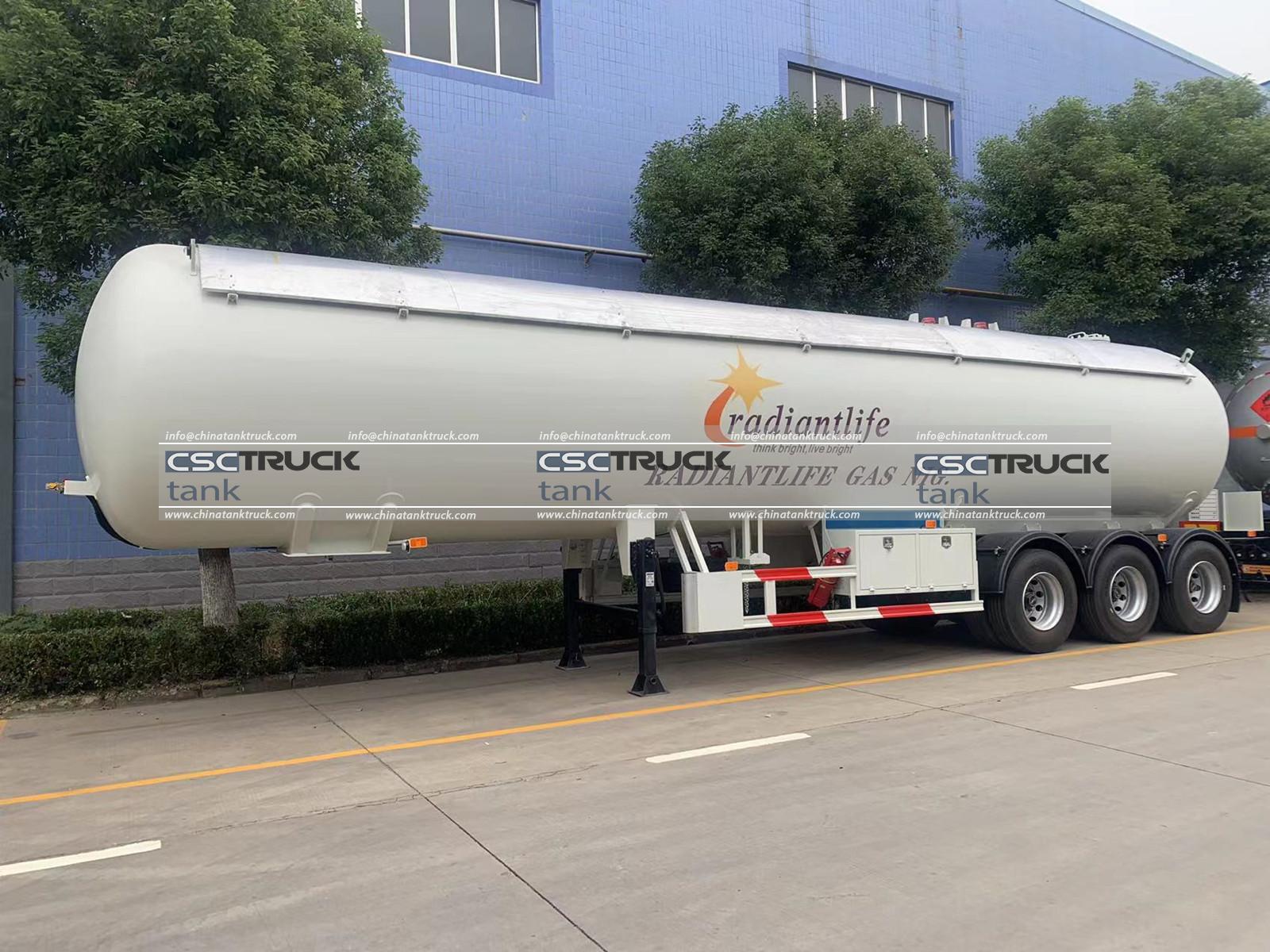 54 CBM 27 Ton LPG Propane Semi Trailer Tank Side 54 CBM 27 Ton LPG Propane Semi Trailer Tank Side