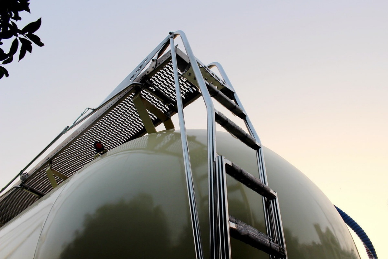 58 CBM Aluminum Dry Bulk Semi Tank Trailer (6)