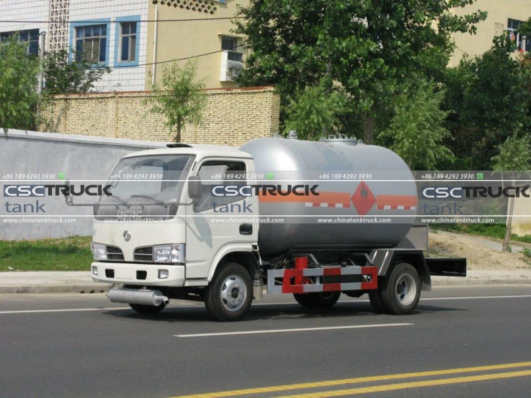5CBM Small Mobile LPG Refilling Truck