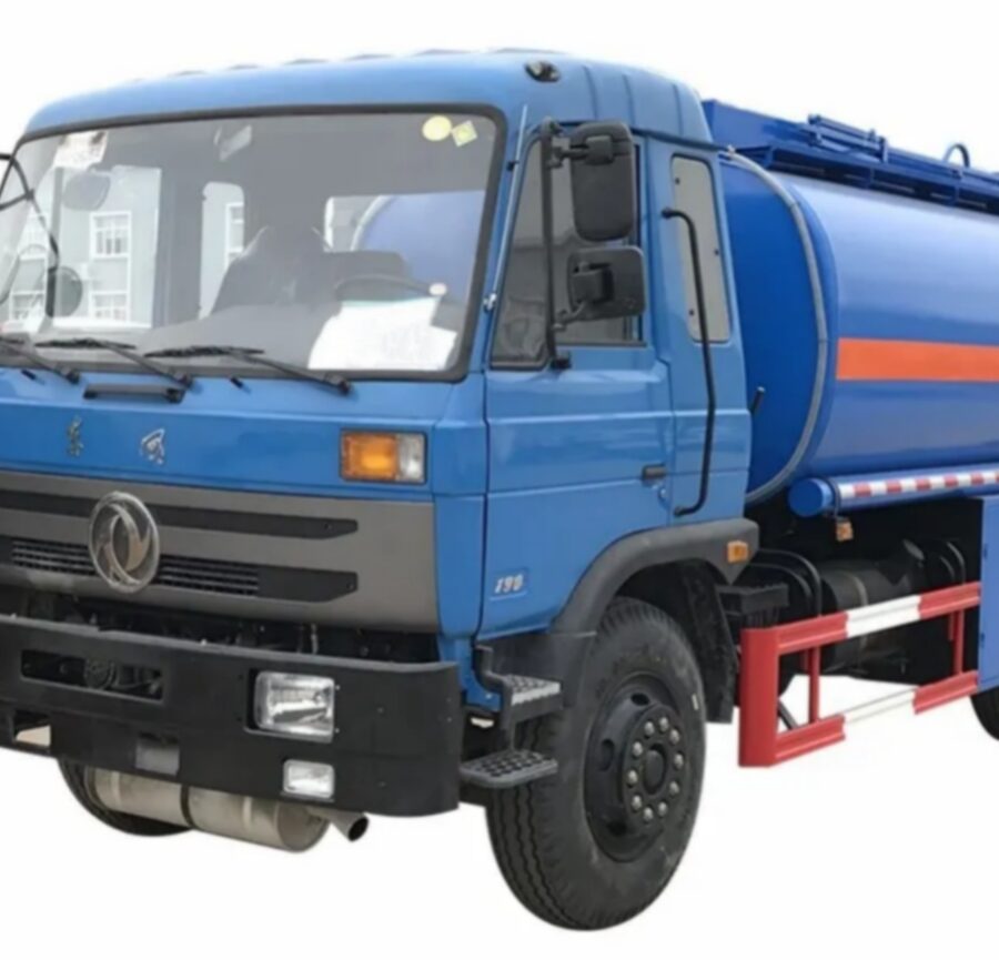 6 Wheelers 10000 Liters Diesel Fuel Bowser