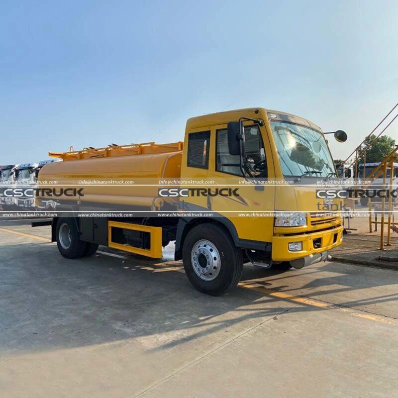6 Wheelers 12000 Liters Fuel Tank Truck (2)
