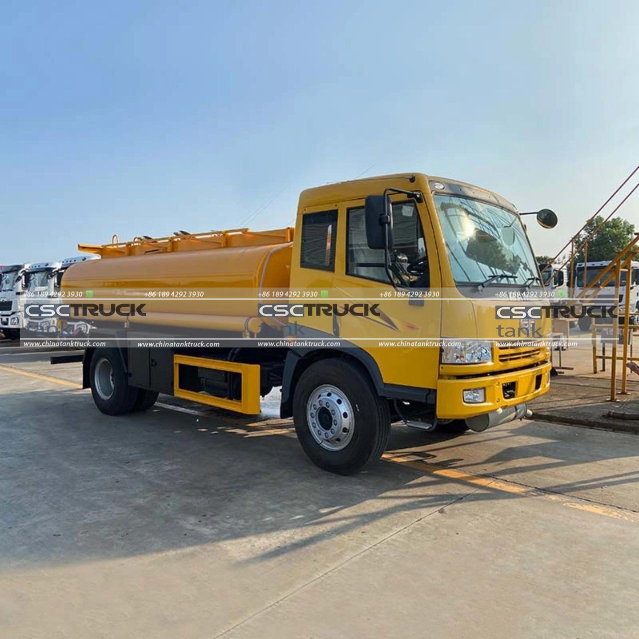 6 Wheelers 12000 Liters Fuel Tank Truck (2) 6 Wheelers 12000 Liters Fuel Tank Truck (2)