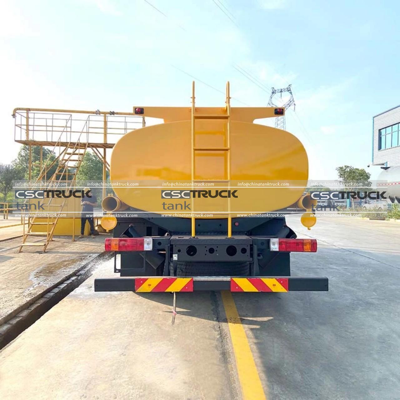 6 Wheelers 12000 Liters Fuel Tank Truck (5) 6 Wheelers 12000 Liters Fuel Tank Truck (5)