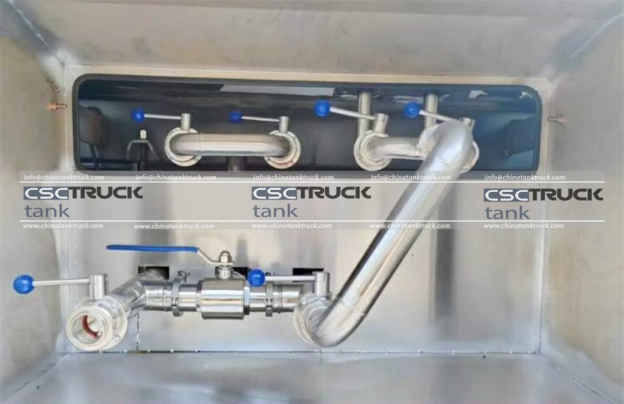 6 Wheelers 5000 Liters Milk Transport Truck (5) 6 Wheelers 5000 Liters Milk Transport Truck (5)