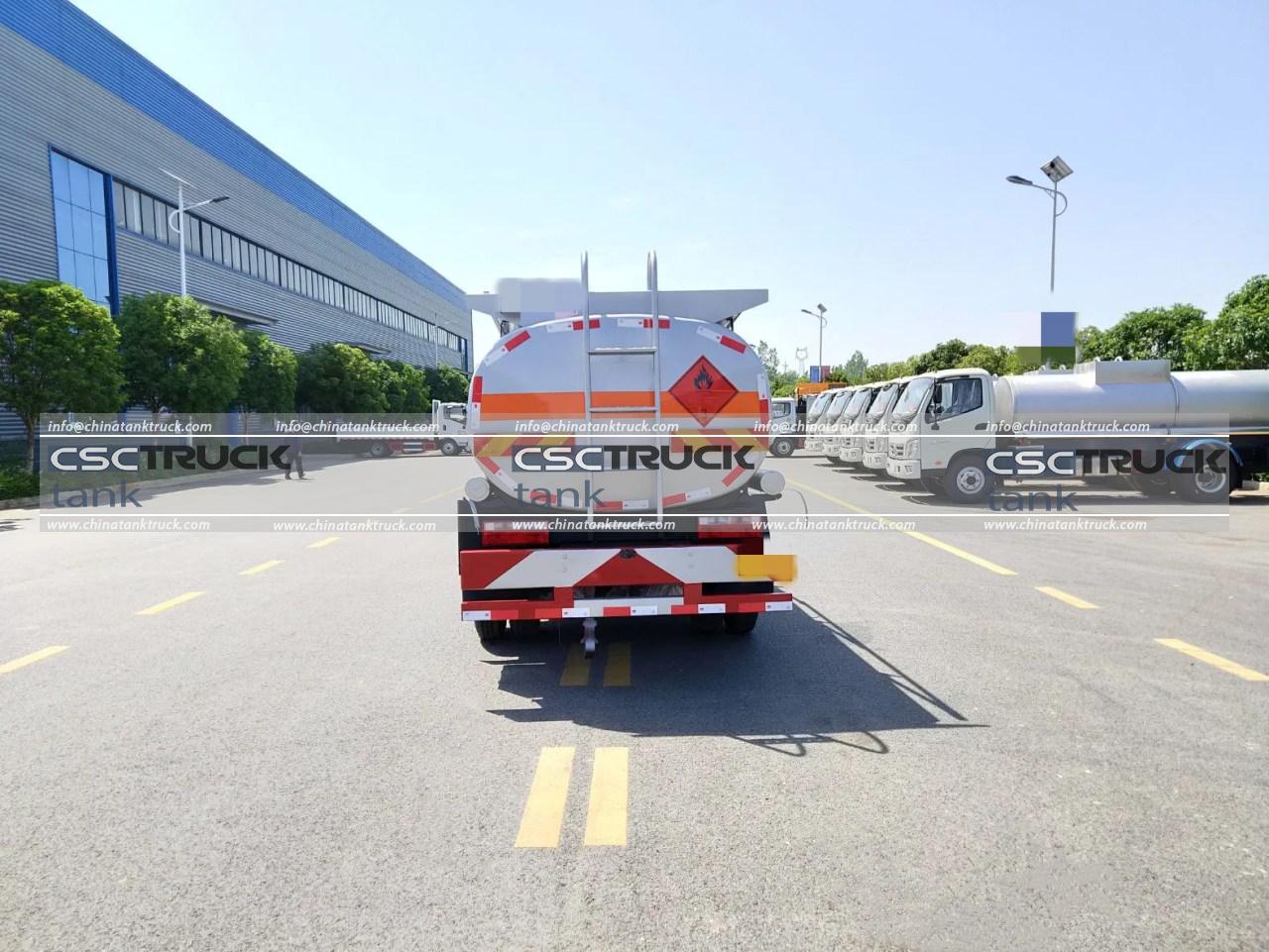 6 Wheelers 6CBM Small Fuel Truck (5) 6 Wheelers 6CBM Small Fuel Truck (5)