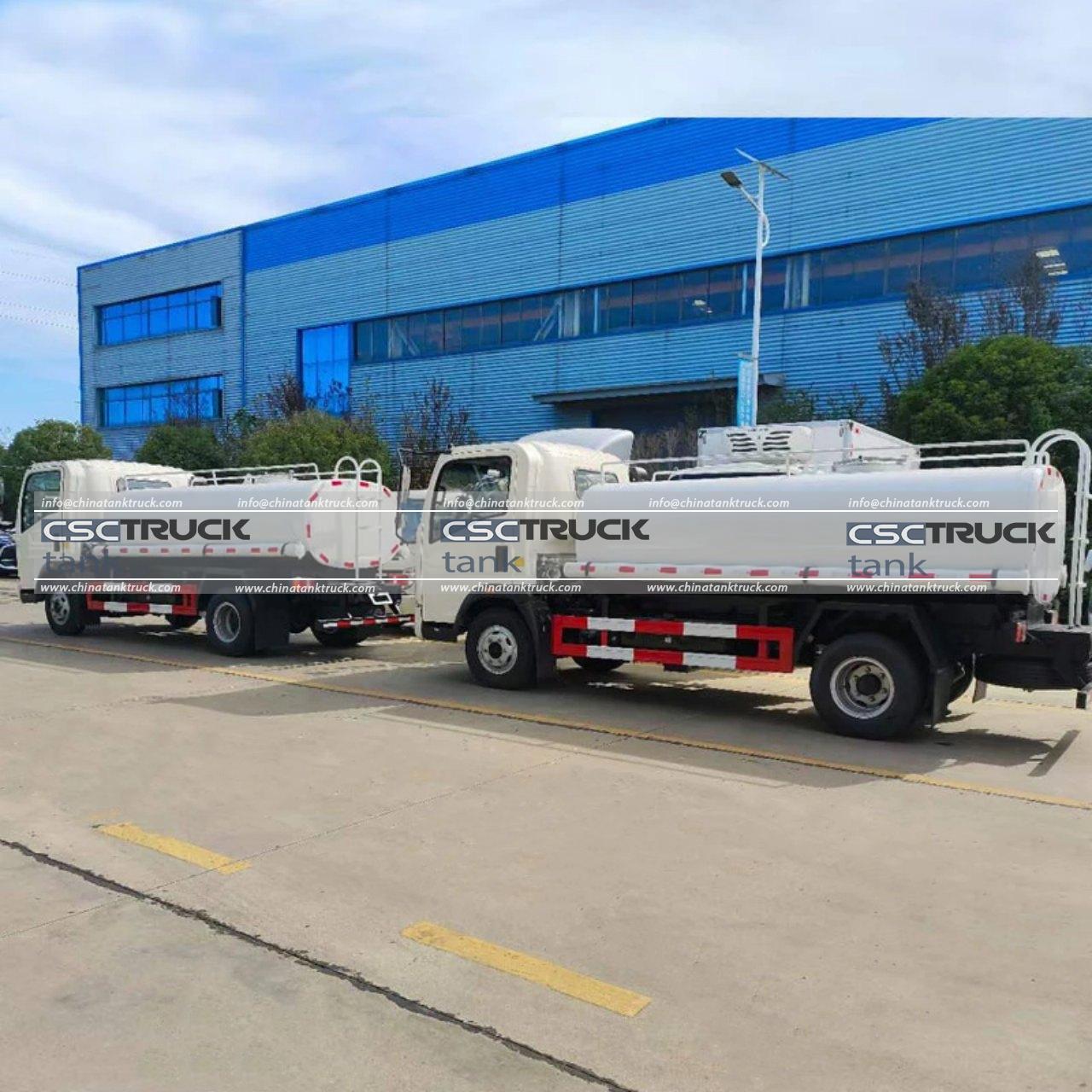 6 Wheelers 9000 Liters Water Tank Truck (6) 6 Wheelers 9000 Liters Water Tank Truck (6)