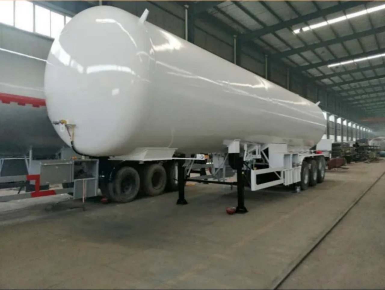 60 CBM LPG Mobile Tank Semi Trailer (3)