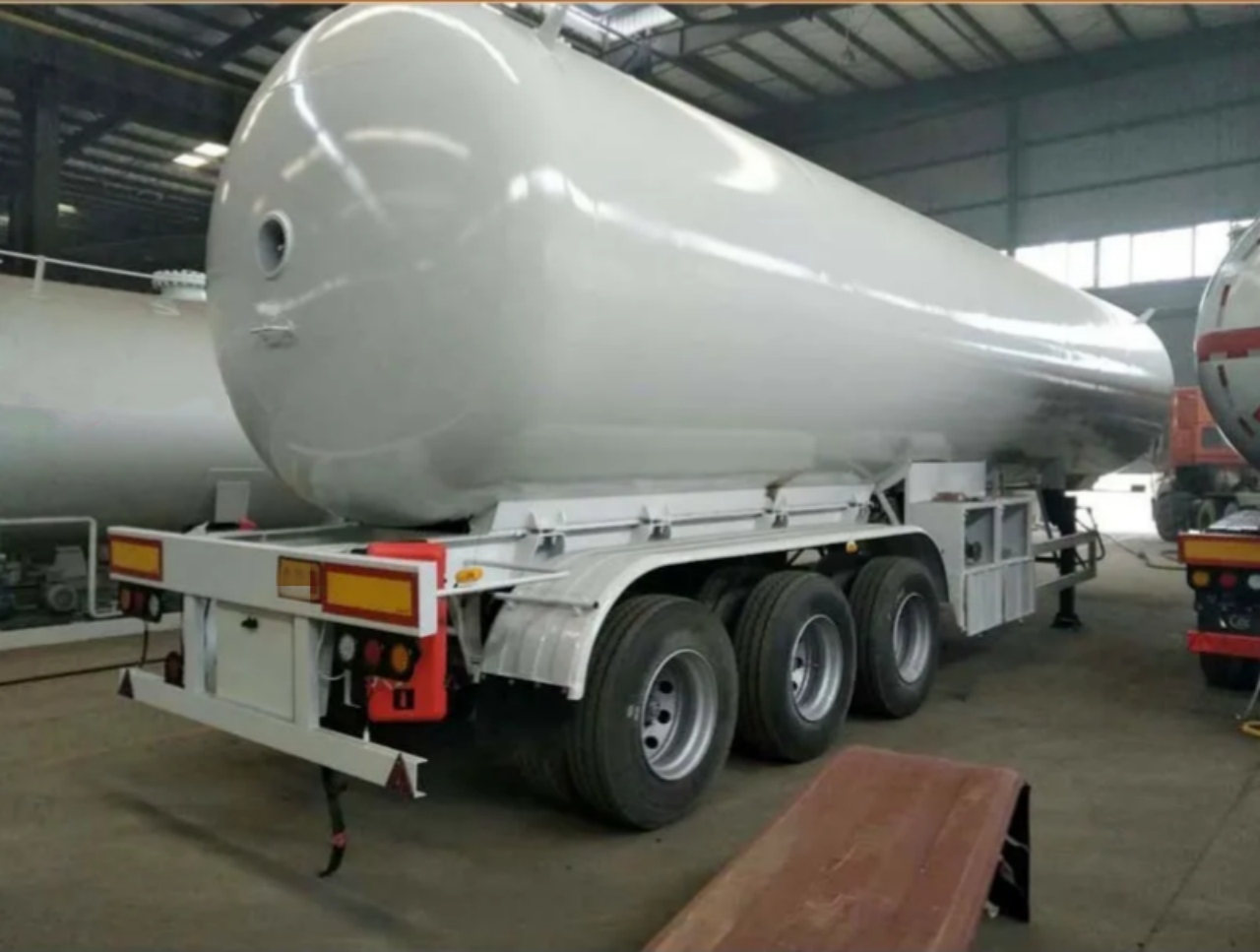 60 CBM LPG Mobile Tank Semi Trailer (4)