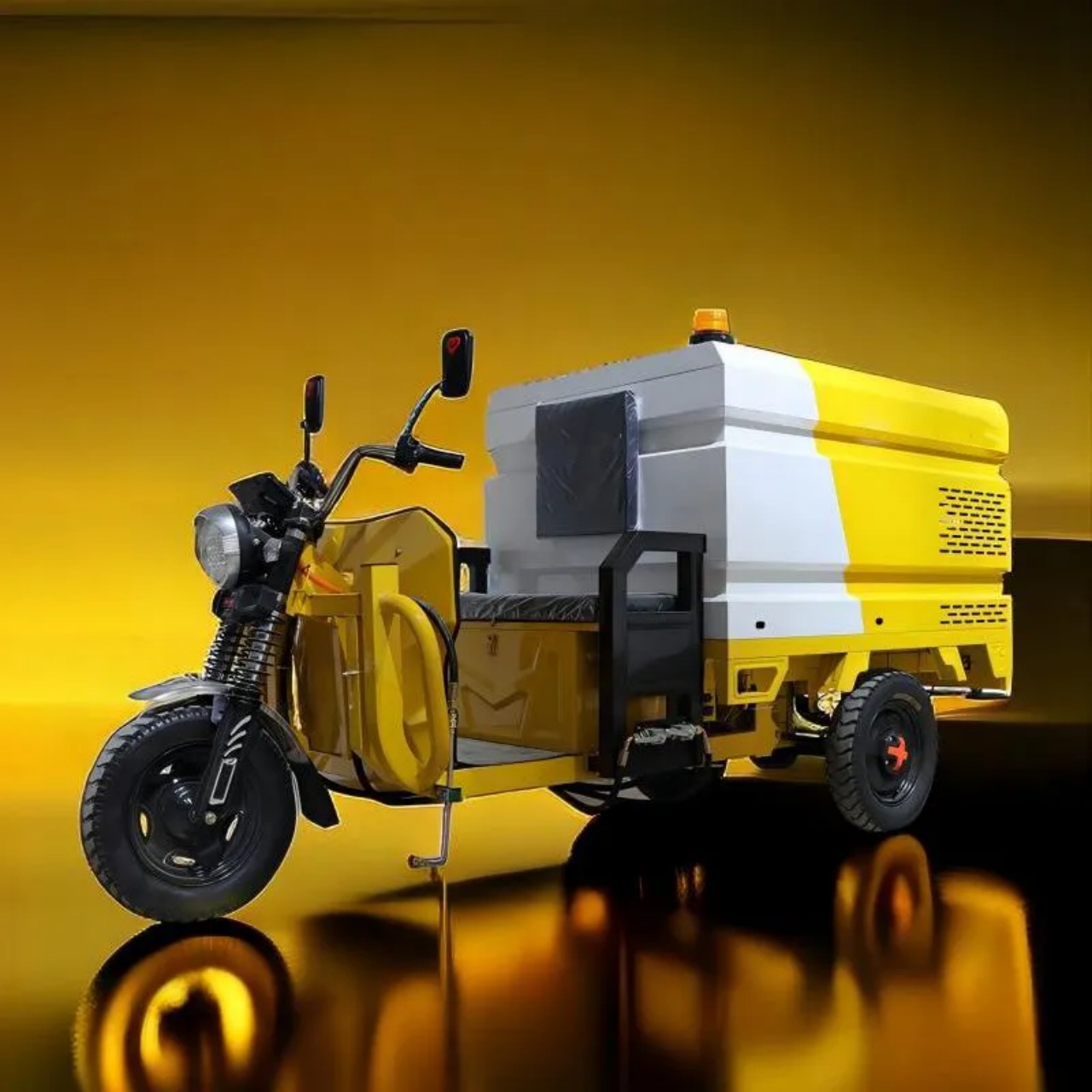 600 Liters Electric Three-wheeler Water Truck (2)