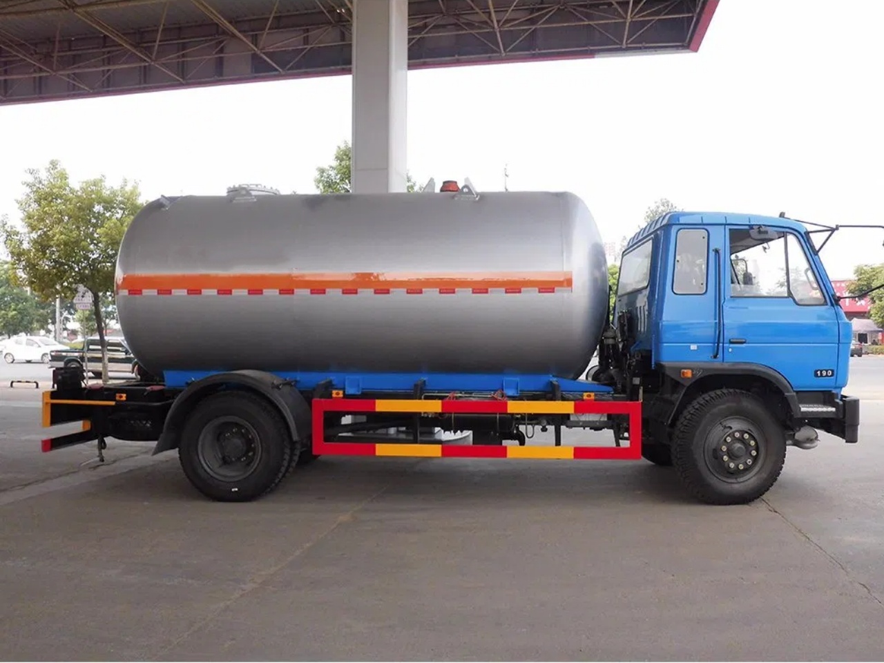 6CBM LPG Bobtail Tank Truck (4)