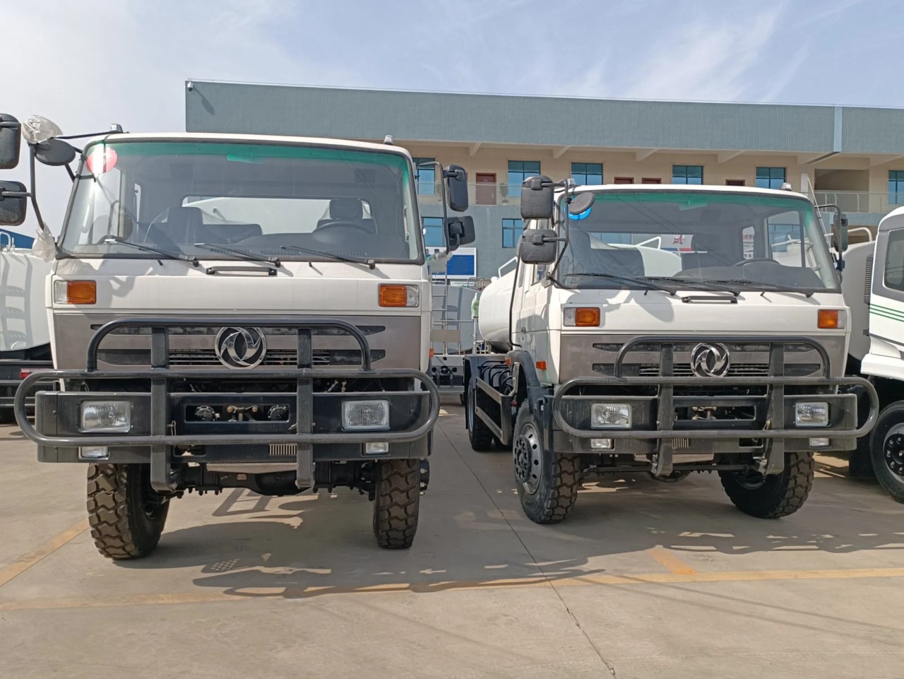 6x6 25000 Liters Water Tanker Truck (3) 6x6 25000 Liters Water Tanker Truck (3)