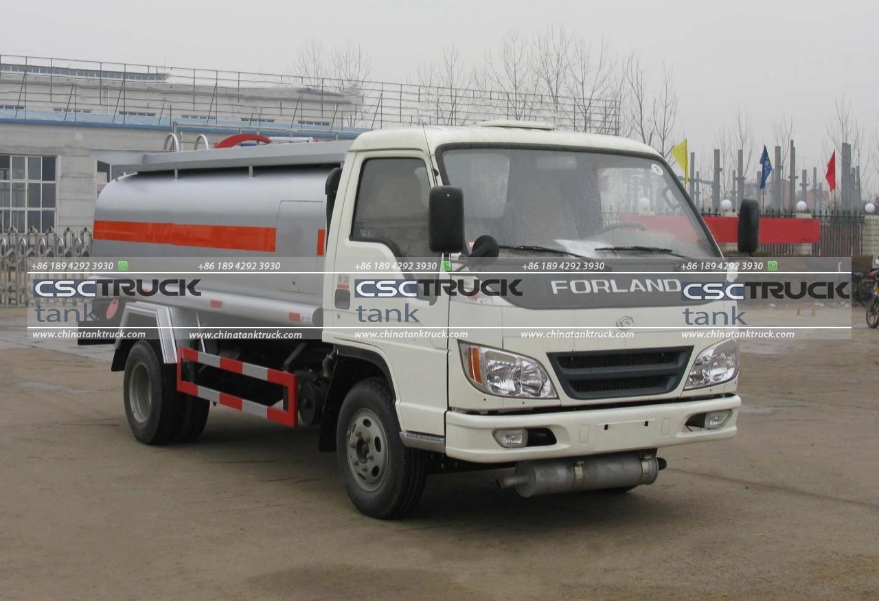 8000 Liters Oil Tank Refueling Truck (2) 8000 Liters Oil Tank Refueling Truck (2)