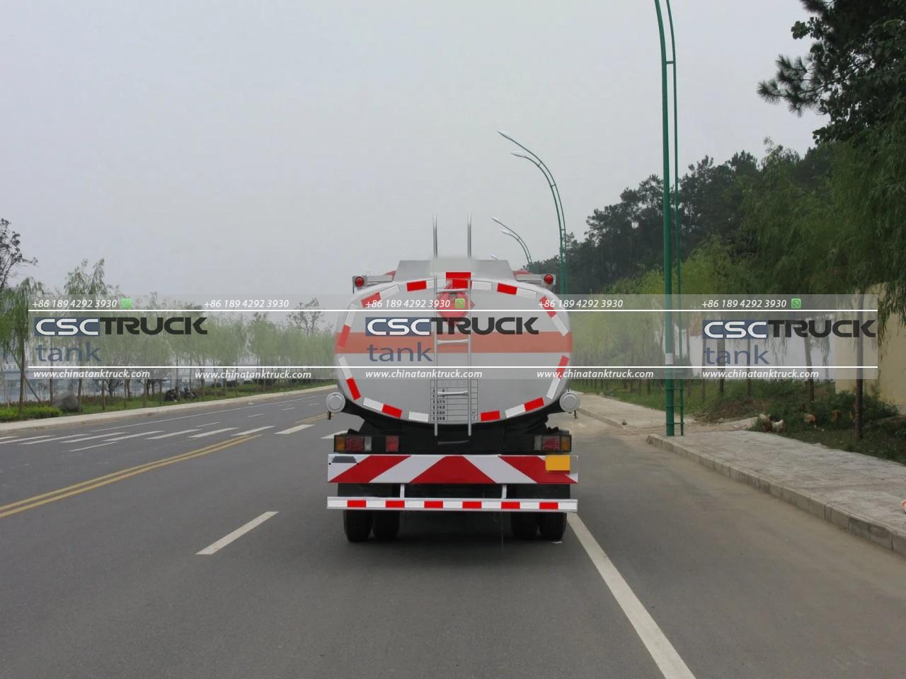 8000 Liters Oil Tank Refueling Truck (6) 8000 Liters Oil Tank Refueling Truck (6)