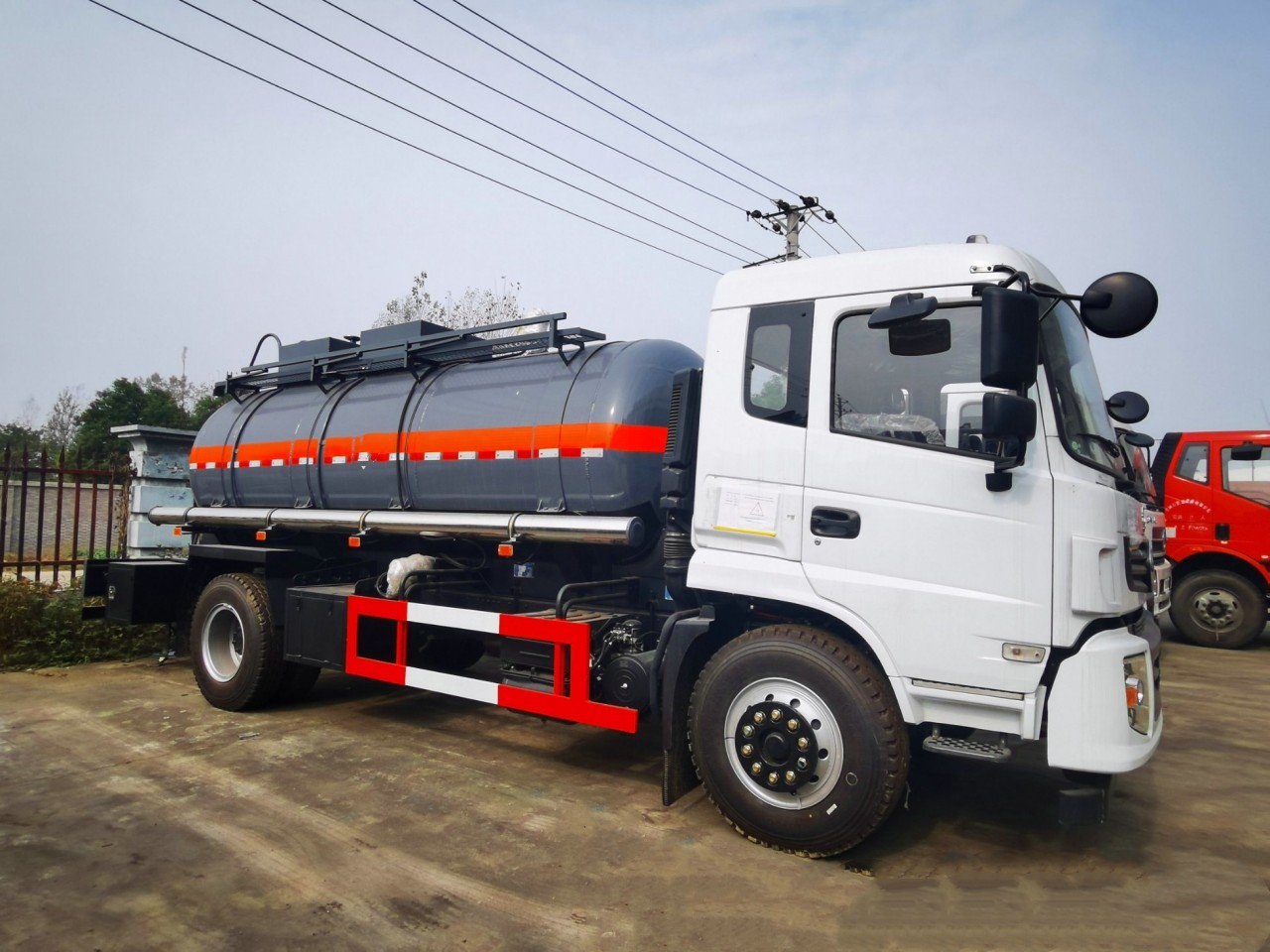 Aluminum Tank Truck (4)
