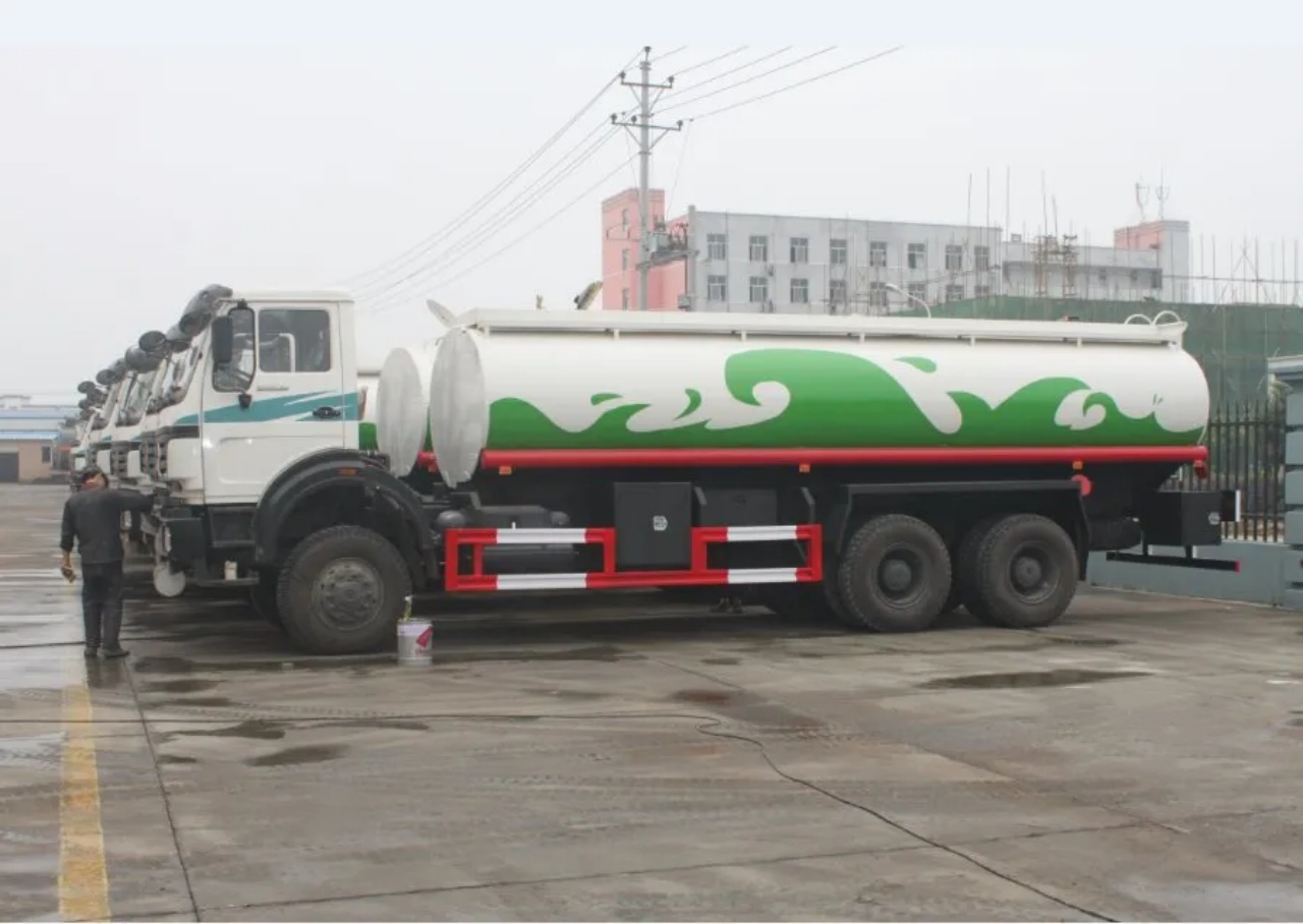 Beiben 6x6 18000 Liters Fuel Tanker Truck (4) Beiben 6x6 18000 Liters Fuel Tanker Truck (4)