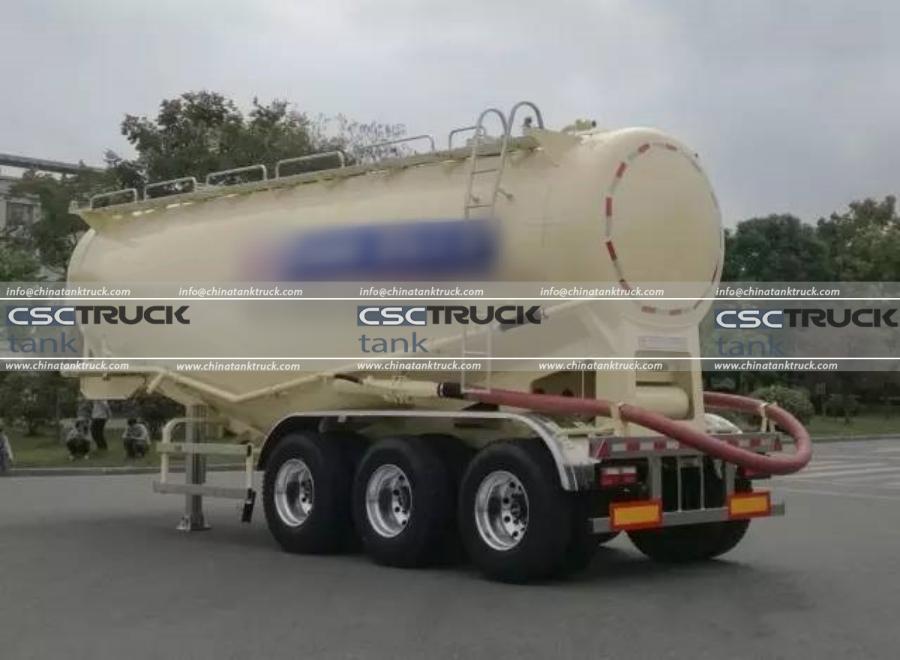 CAMC Pneumatic Trailer​, Strong Debut! (10)