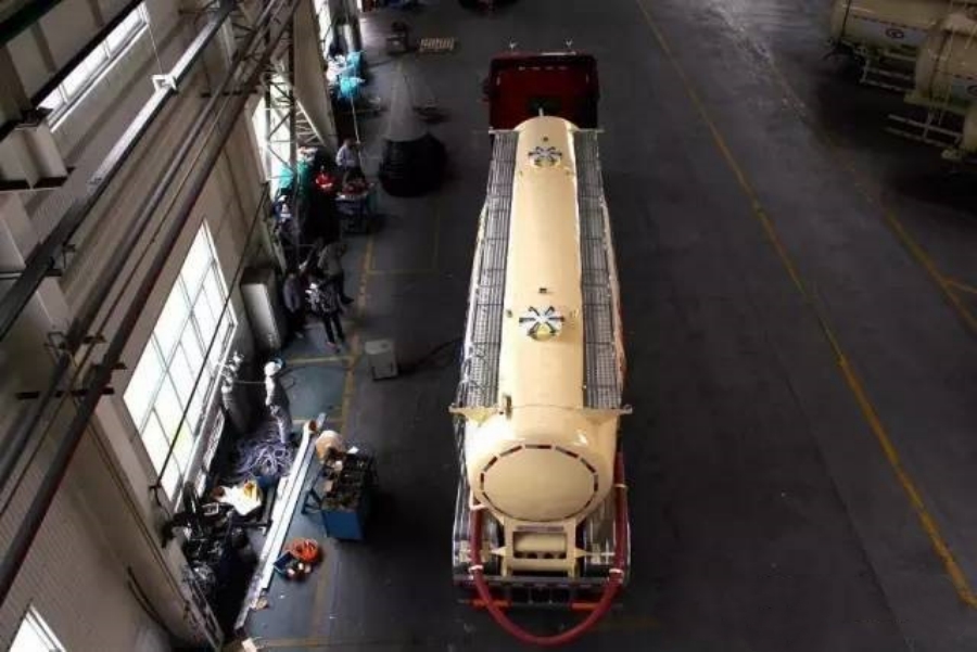 CAMC Pneumatic Trailer​, Strong Debut! (8)