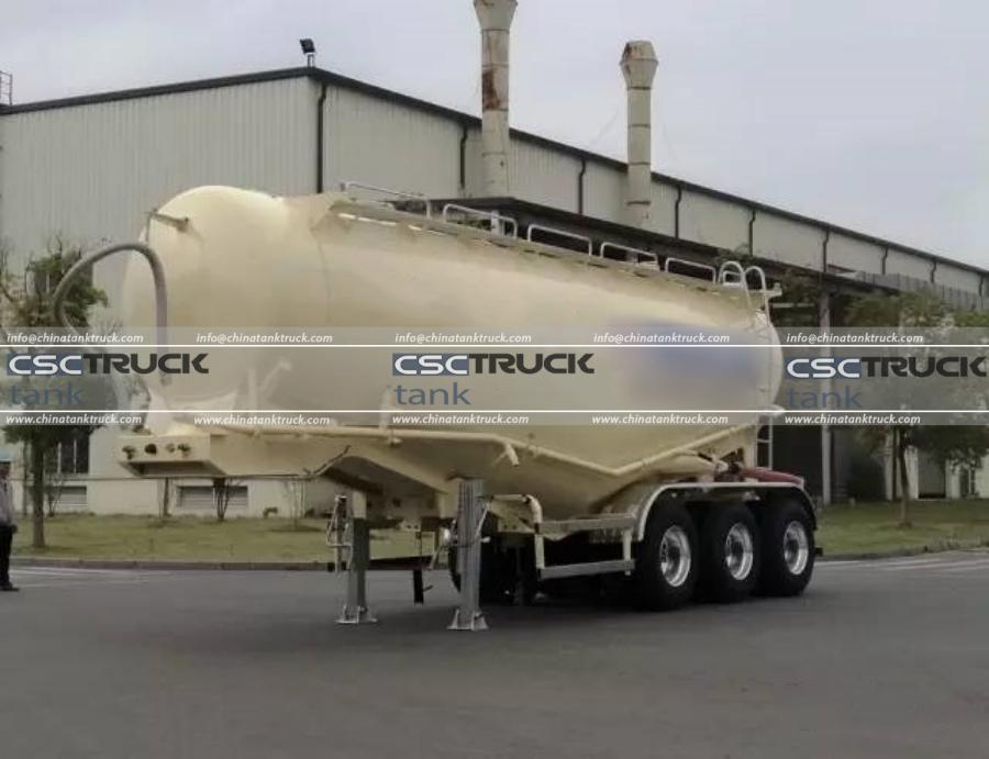 CAMC Pneumatic Trailer​, Strong Debut! (9)