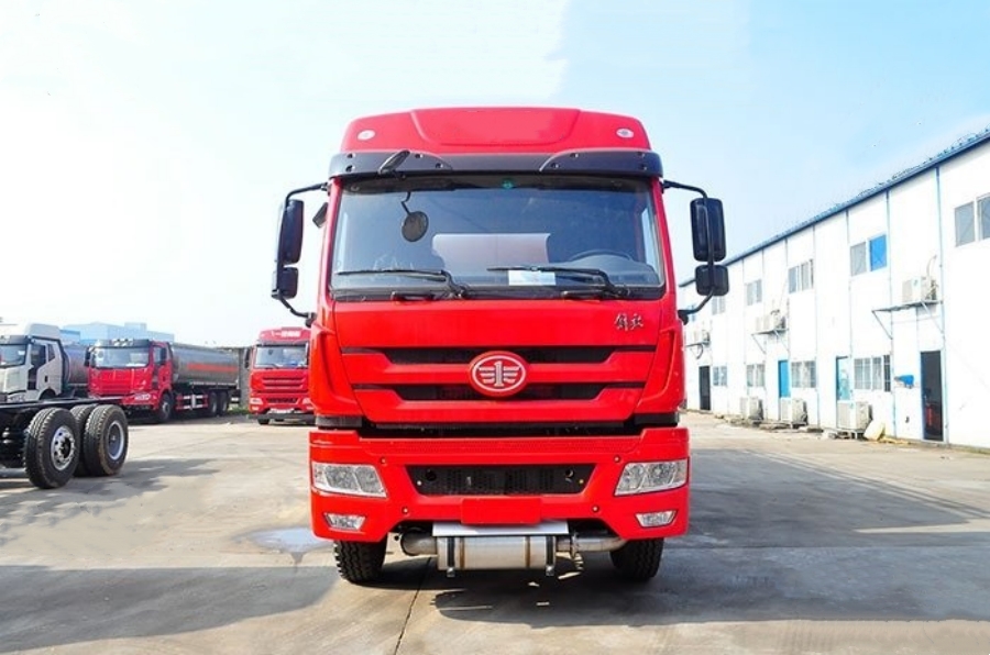 FAW 8x2 Fuel Tanker Truck – Exudes Dominance and Power! (3)