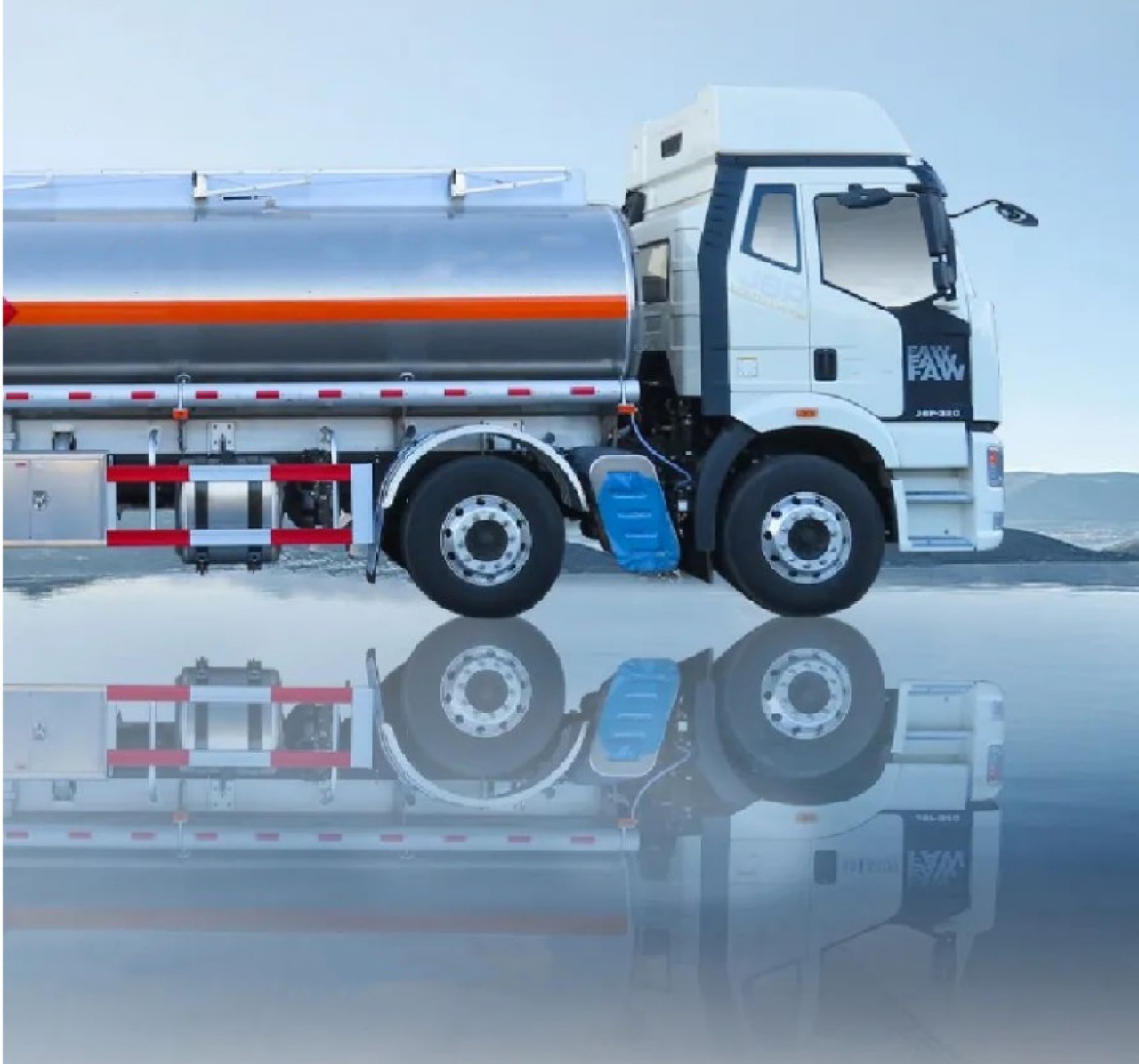 FAW J6P 8x4 Fuel Tanker Truck​ — Fully Armed to the Core! (4)