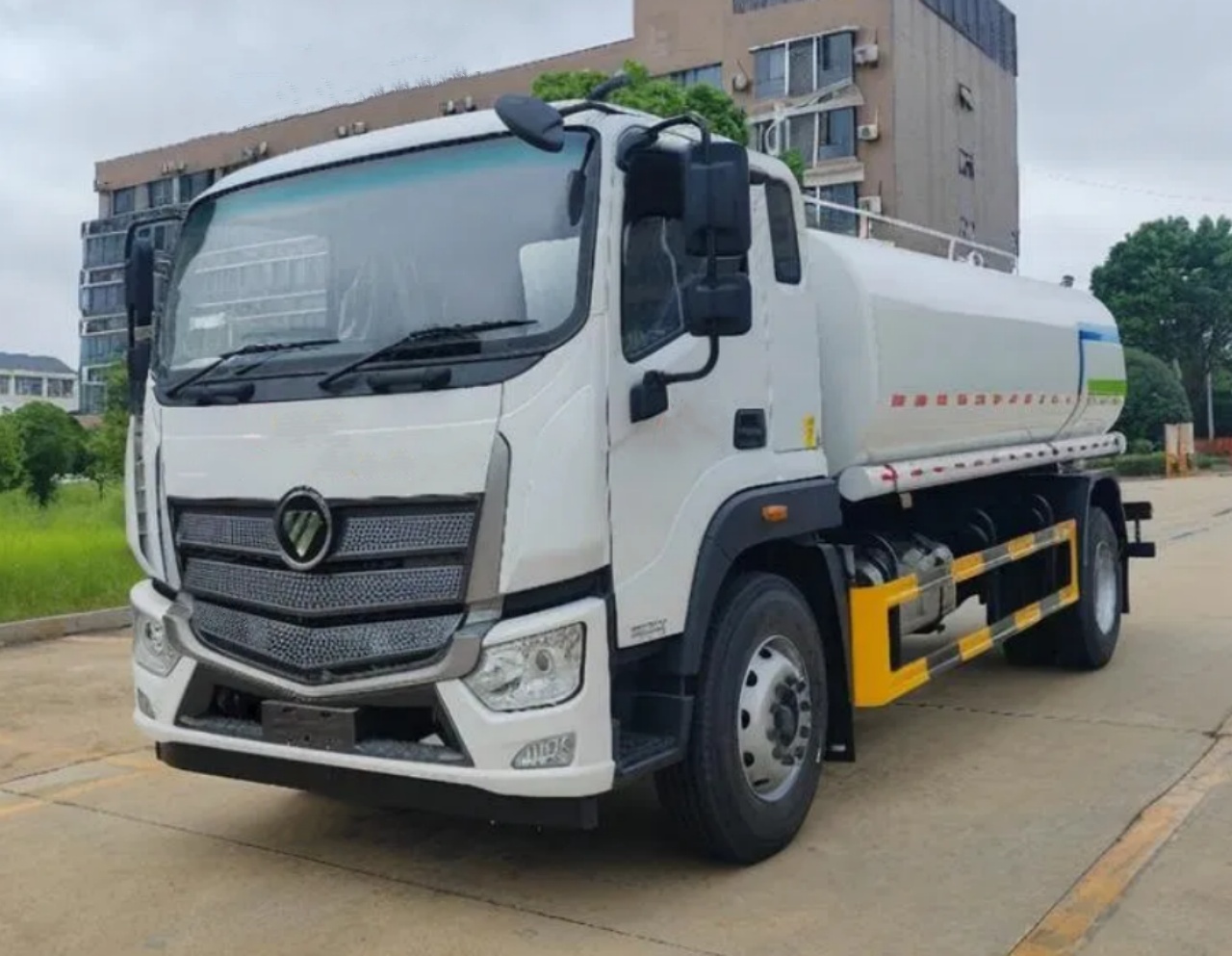 FOTON 9000 Liters Water Tanker Truck