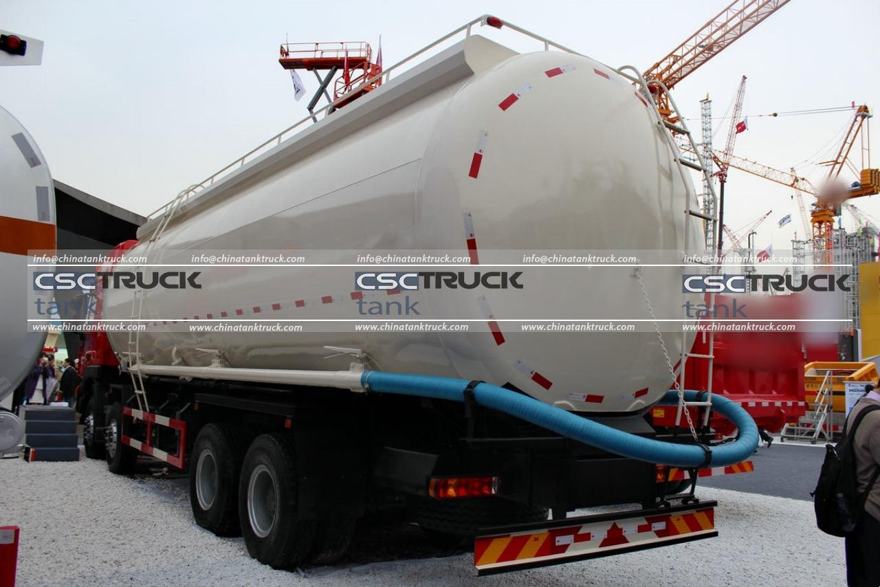 Genlyon C100 37 CBM Pneumatic Truck (4)