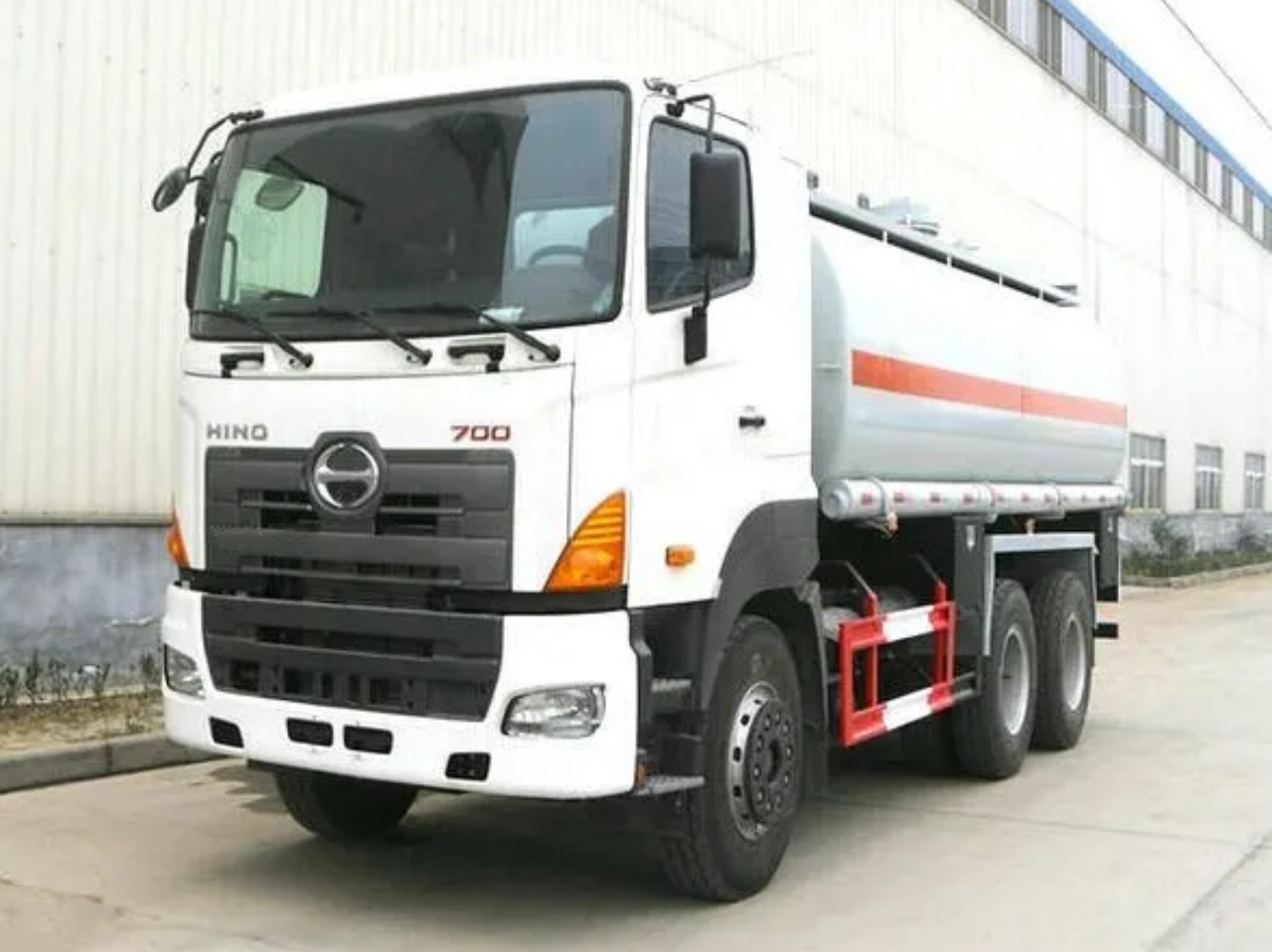 HINO 700P 25000 Liters Mobile Fuel Truck