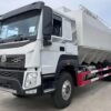 HOWO 10 Wheelers 30 CBM Dry Bulk Tank Truck