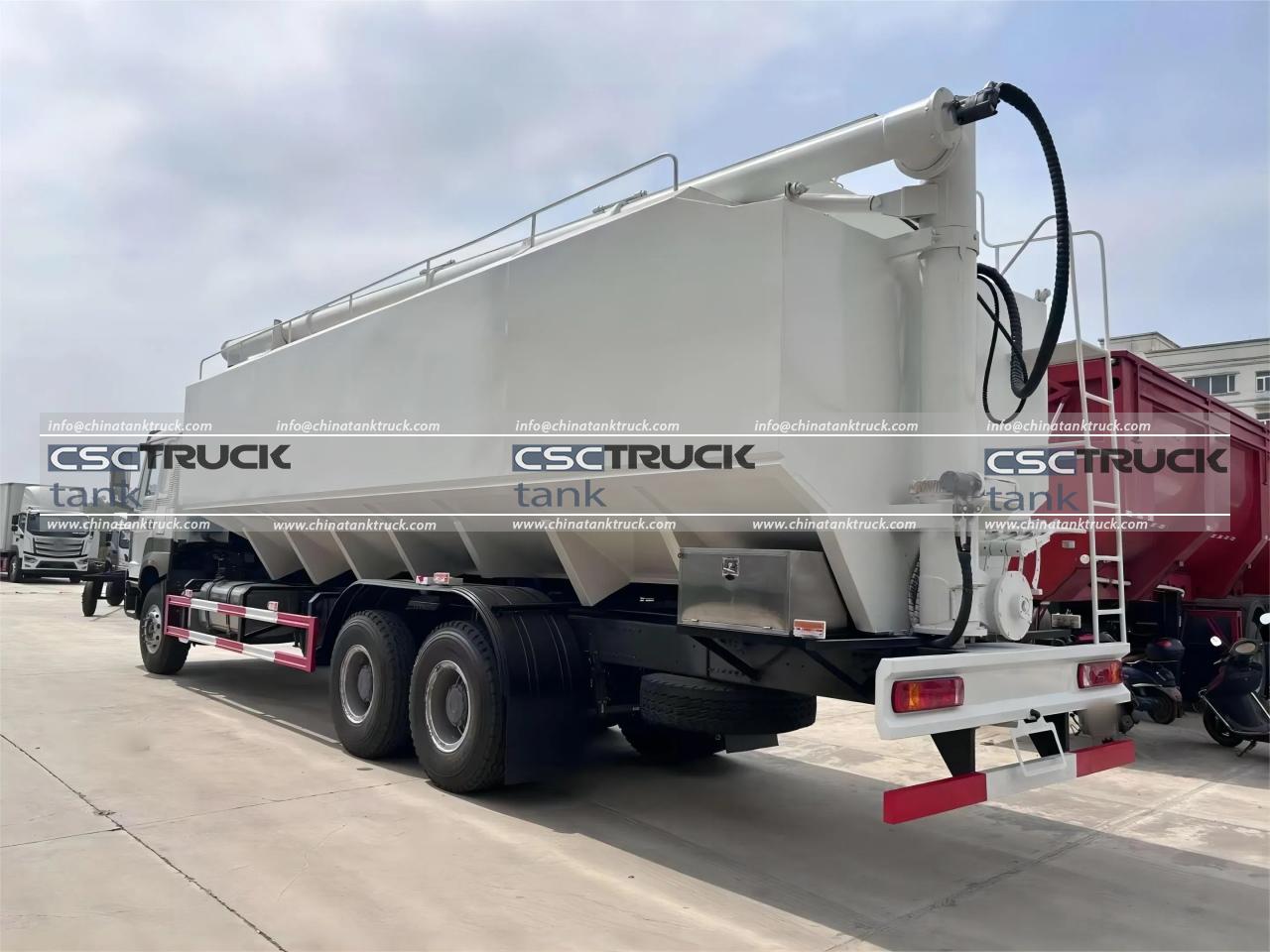 HOWO 10 Wheelers 30 CBM Dry Bulk Tank Truck (4)