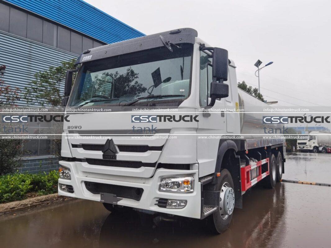 HOWO 10 Wheelers Milk Tank Truck