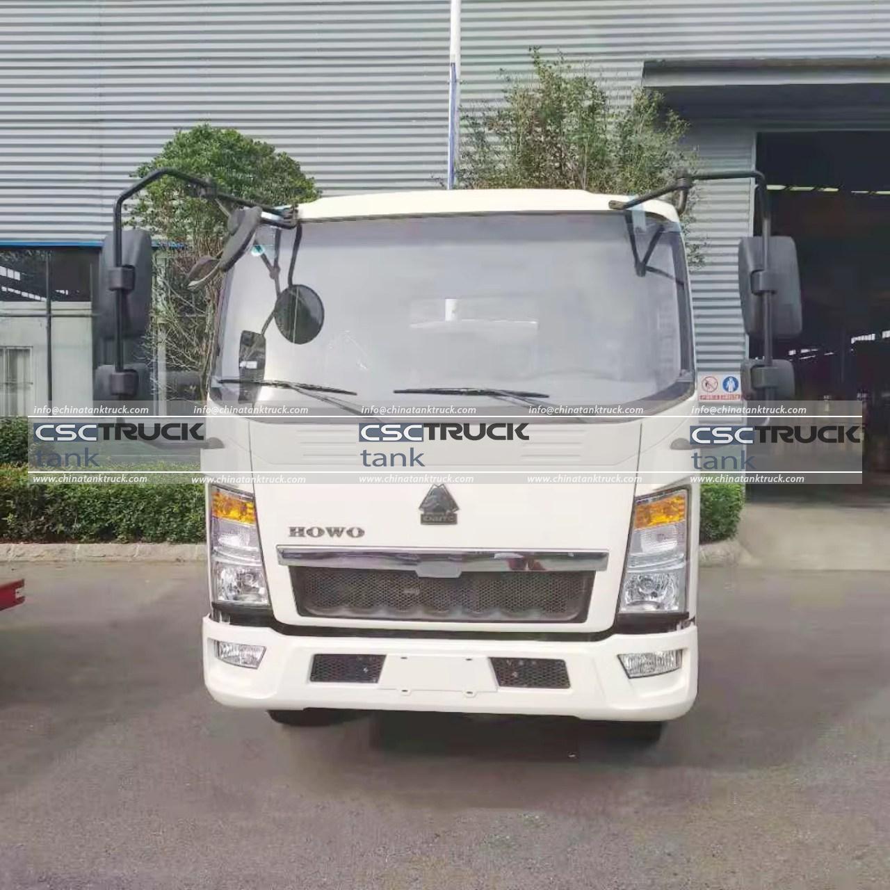 HOWO 10000 Liters Milk Truck (3)