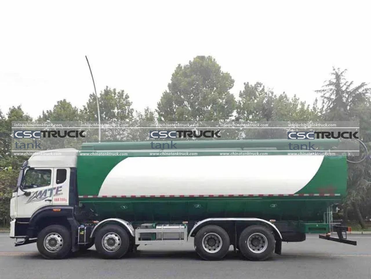 HOWO 12 Wheelers 40 CBM Bulk Feed Truck (4) HOWO 12 Wheelers 40 CBM Bulk Feed Truck (4)