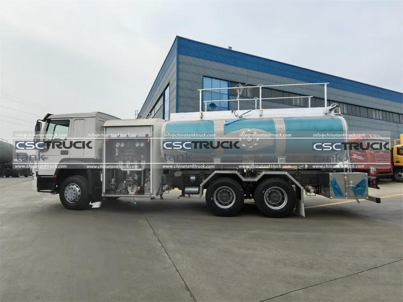 HOWO 18 CBM Aircraft Refueler Truck (3)