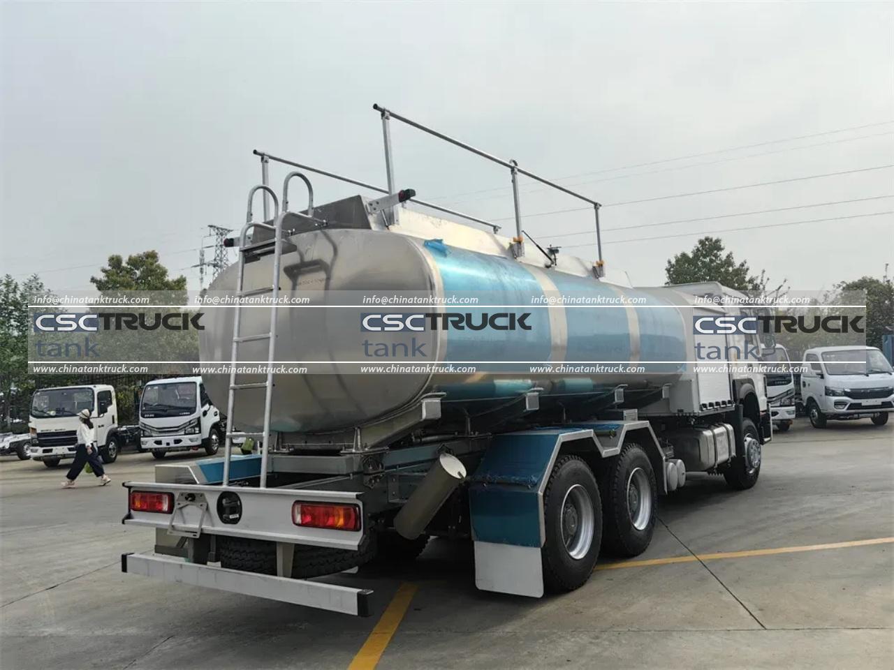 HOWO 18 CBM Aircraft Refueler Truck (6)